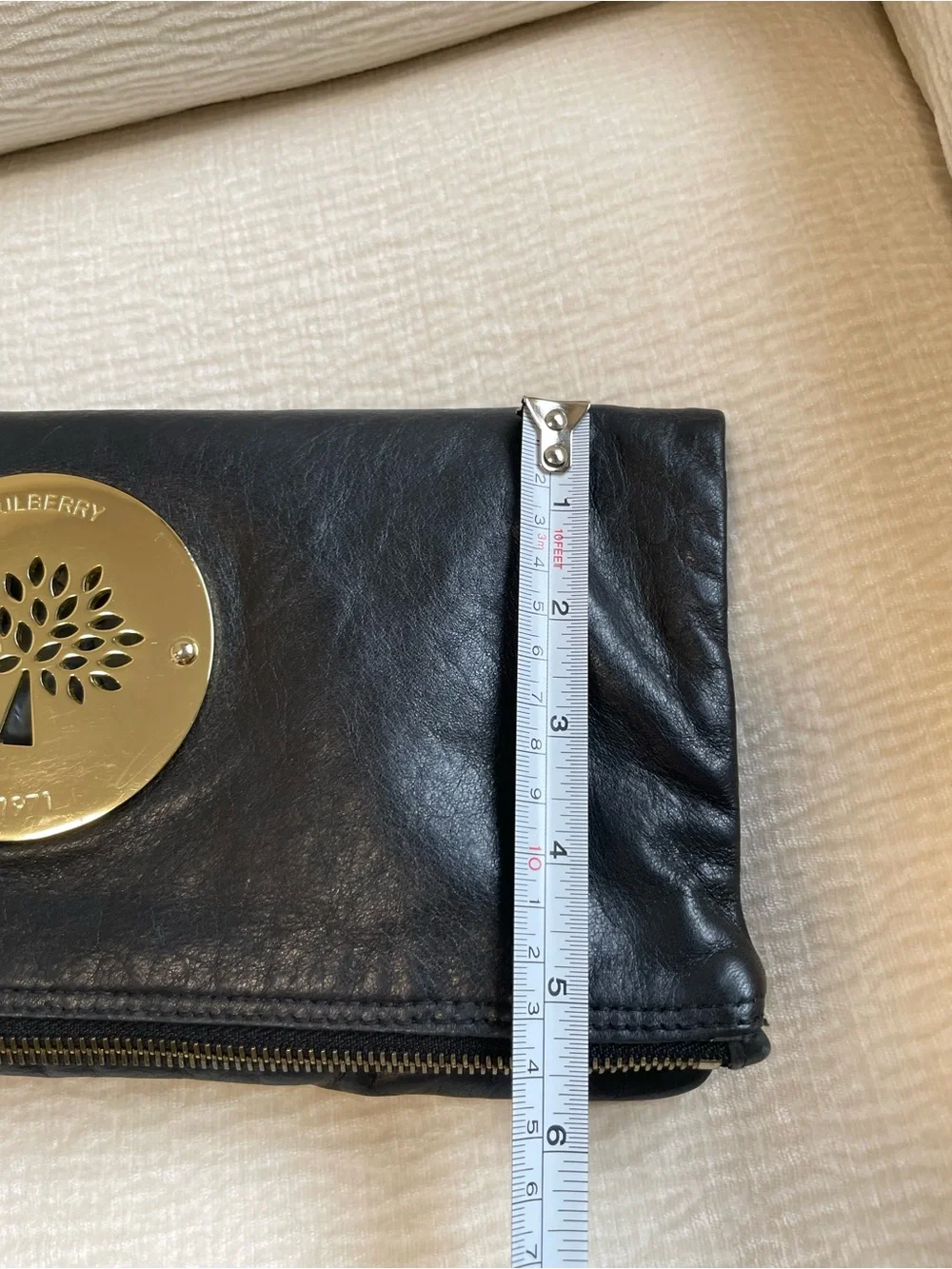 Mulberry Authentic Spongy Black Calfskin Daria Clutch with Gold Tree Medallion